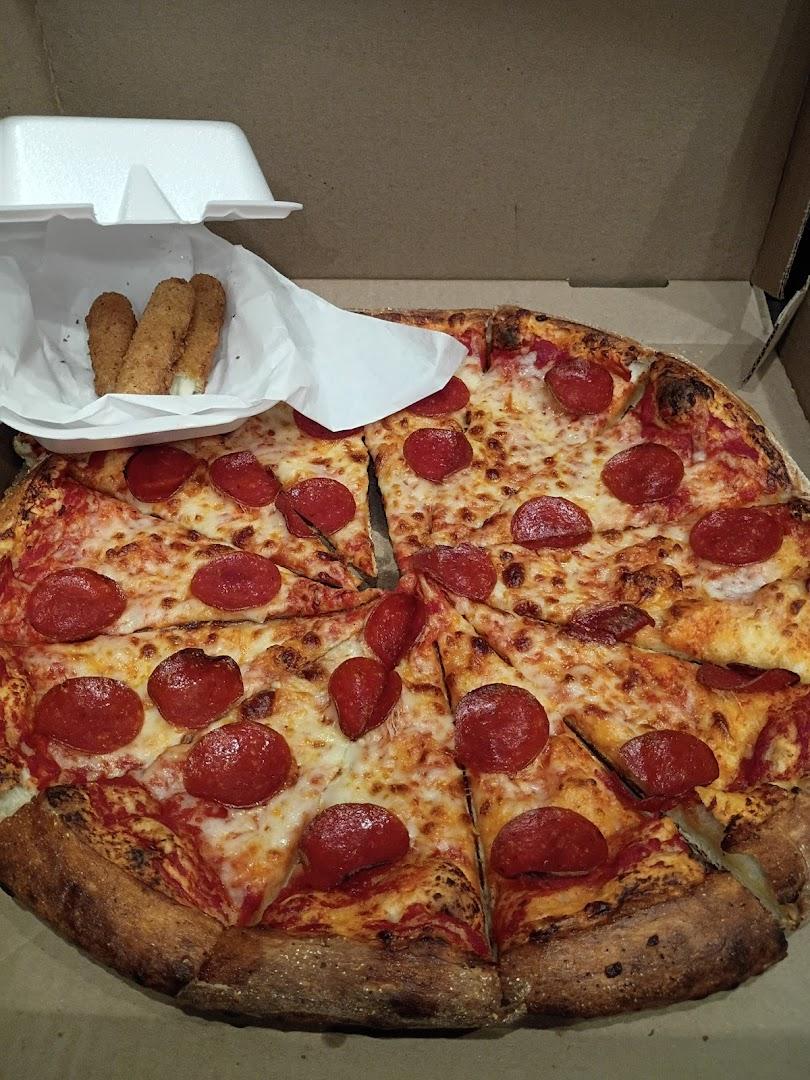 Dough Boyz Pizza & Wings